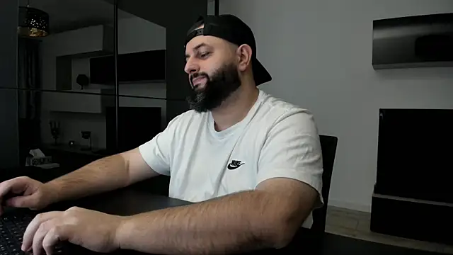 DravenPeak Adlı Modelin Web Kamerası Şovu