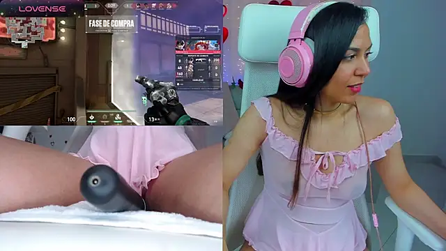 XXX chat uživo modela VenusIslove