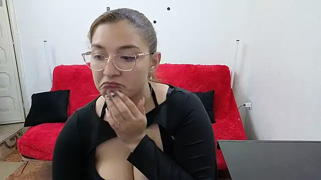 _sweetcarla 即時 XXX 聊天