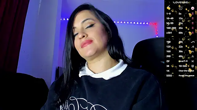 Emma_gatess Chat XXX live