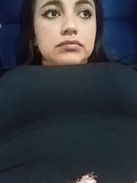 Naomy_Gomez_ – Naživo XXX chat