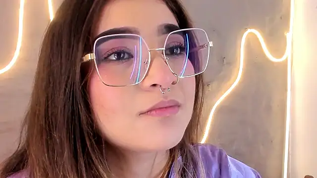 Shanntal_ – Naživo XXX chat