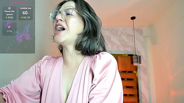 Luciifeer_ – Naživo XXX chat