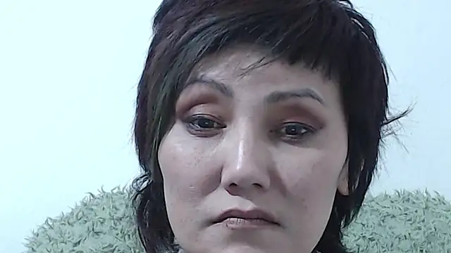 VERYHAPPYWOMANXXX Chat XXX in diretta