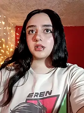 IvonneT Live XXX-chat