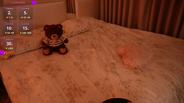 Lilly_Colins – Naživo XXX chat