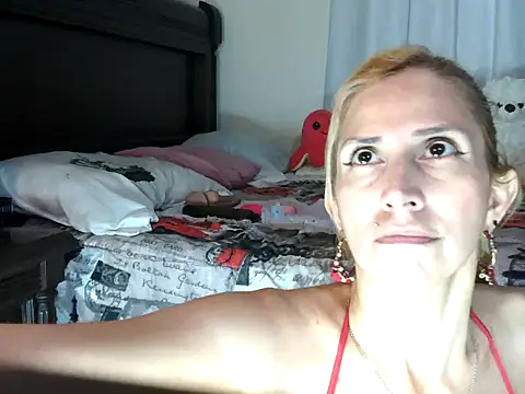 Chatroom XXX en direct de brithanihot6