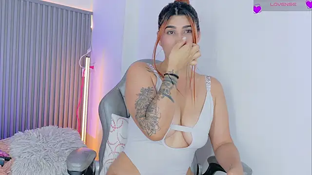 دردشة Celeste_Presstigge الجنسية المباشرة