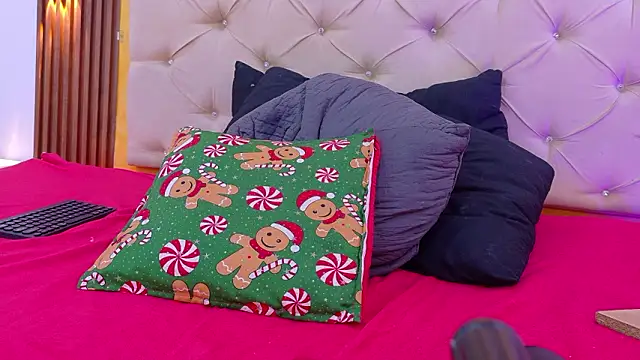 XXX chat uživo modela dayis_miller