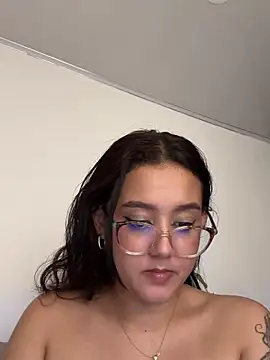 kittysophie_: απευθείας συνομιλία ΧΧΧ