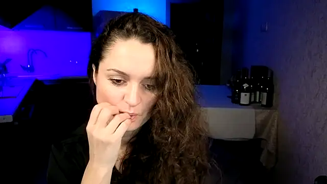 Chatroom XXX en direct de Cerann1