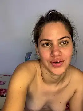 Chat +18 de stacey_taylor7 ao vivo