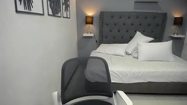 angie_roxxa Live XXX-chat