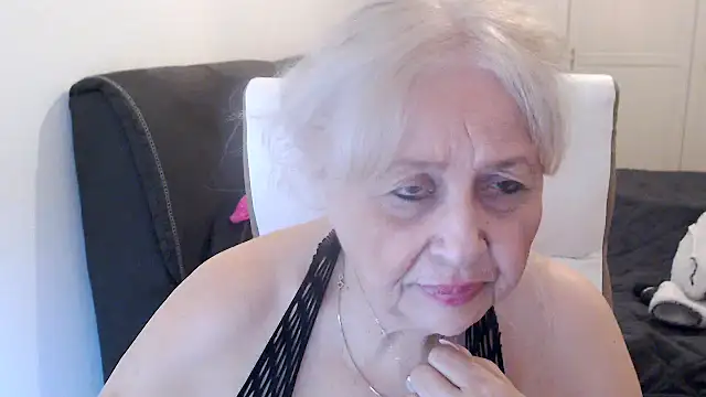 SusiLifeXXX live XXX chat