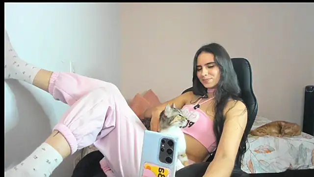 nina_pons Chat XXX in diretta