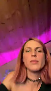 Chat +18 de LittleLoftAngel ao vivo