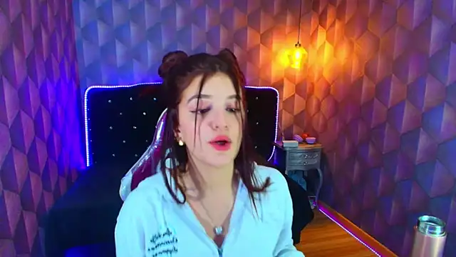 LiaHarryis Chat XXX in diretta