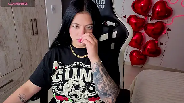 Victoryyy_ Chat XXX in diretta