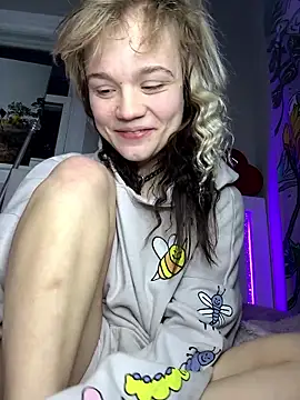 Cutiepiespanks Chat XXX in diretta