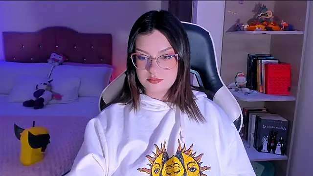 OphelianaRose33 现场XXX聊天