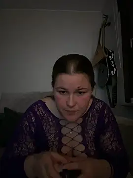 justsomeoneuknow Chat XXX live