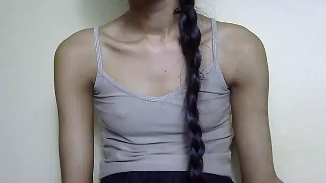 Chatroom XXX en direct de Anu_tiny