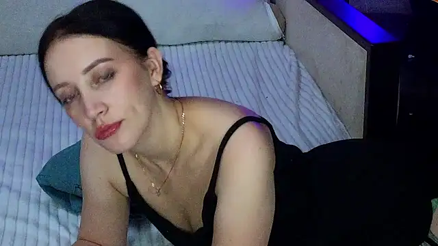 MonicaSweetxのライブXXXチャット