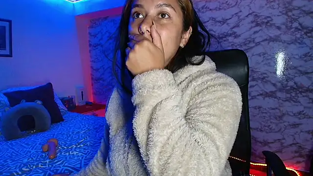 Chat +18 de Camila_IRoose ao vivo