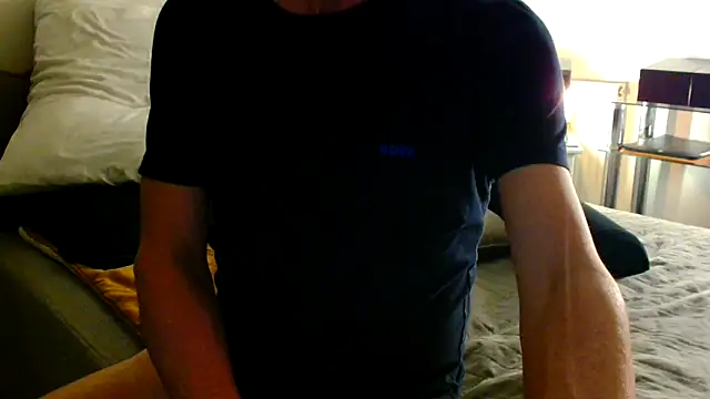 Онлайн чат XXX ImYourXtoy