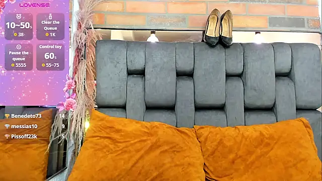 JESSYCORTES – Naživo XXX chat