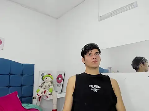 Онлайн чат XXX Aaron_Foxxx