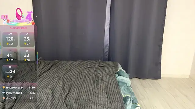 AliceStacy – Naživo XXX chat