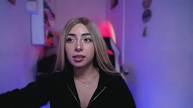 channel_blondee Live XXX Chat