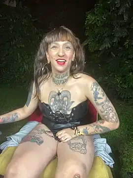 mia_inkk: онлайн-секс-чат