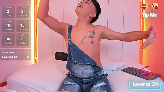 Онлайн чат XXX Tyler_os