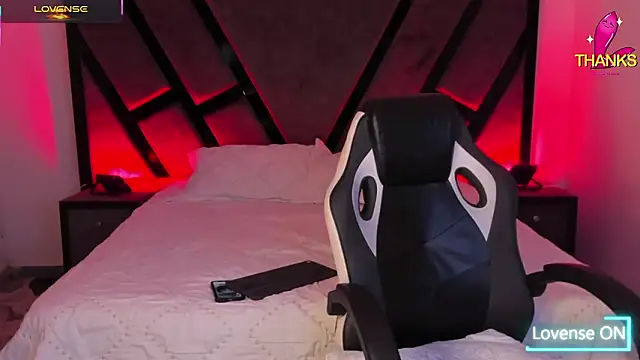 دردشة AndyWiilliams الجنسية المباشرة