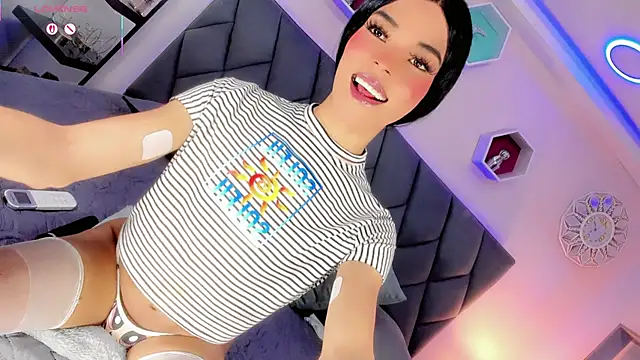 Amira_Ember's Live XXX Chat