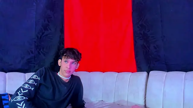 Pleasure_boys_hot Adlı Modelin Canlı XXX Sohbeti