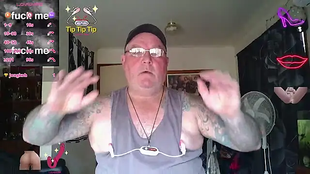 Chat XXX en directo de KINKYBLUEYES69