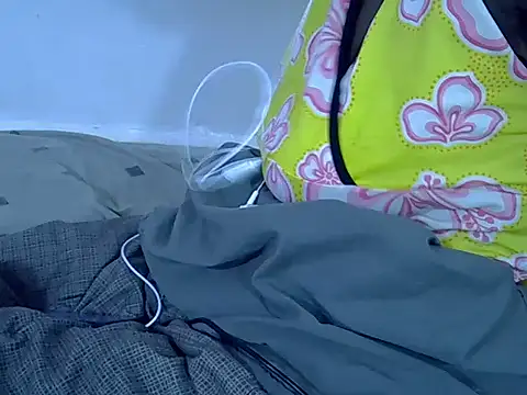 Chat XXX Live Petite_lily2