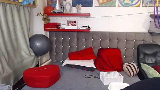 kellyterapy Adlı Modelin Canlı XXX Sohbeti