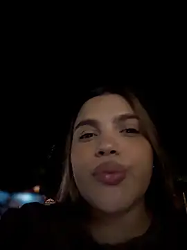 Colibri_xxx 即時 XXX 聊天