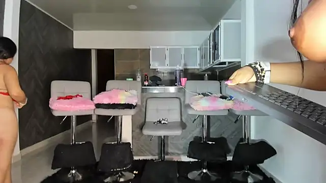 Zoe-Williams Adlı Modelin Canlı XXX Sohbeti