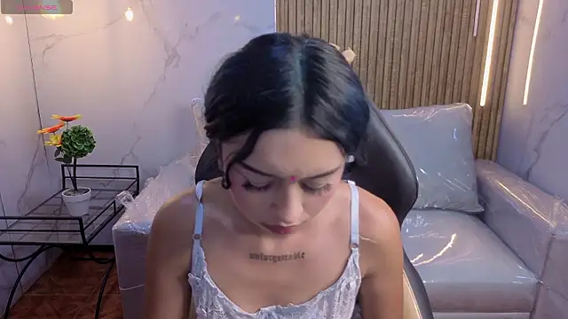 _ceeleste_cute_ Chat XXX in diretta