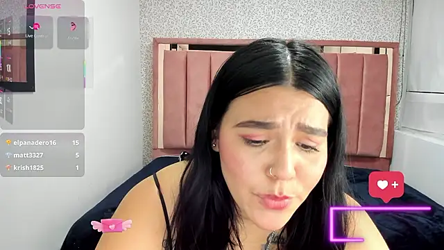 Chat +18 de Kelly__Hot_ ao vivo