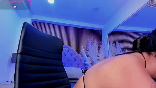 Chatroom XXX en direct de SelenaStonne