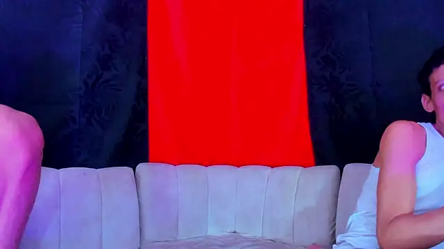 Pertunjukan Kamera Web Pleasure_boys_hot