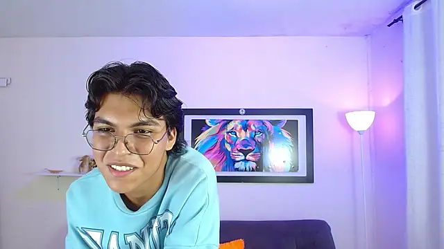 Maecum18 live XXX chat