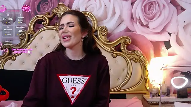 Chat XXX Live HessaHessy