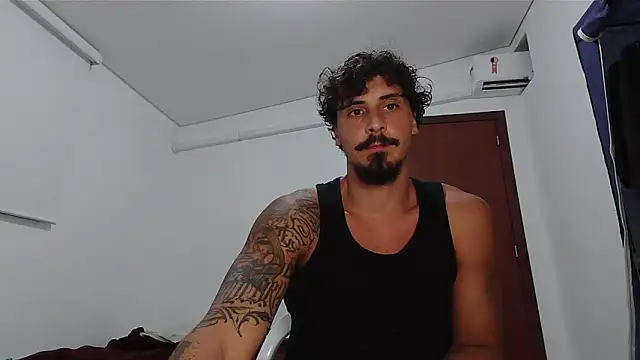 عرض كام milkoffe